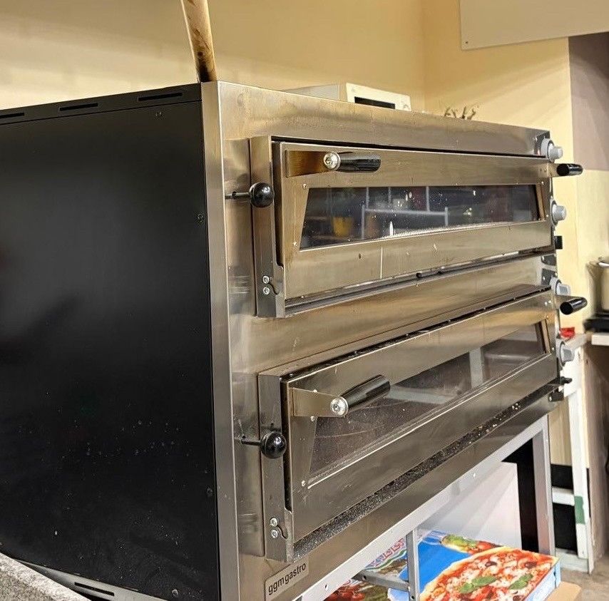 Restaurace, Praha, 130 00