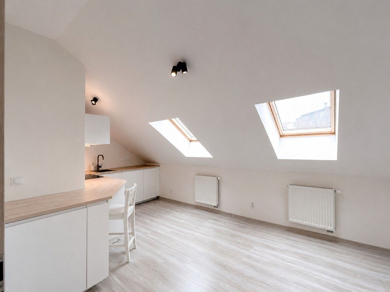 Prodej byt 2+kk - Praha - Vršovice, okres Praha 10, Hlavní město Praha, 41 m² - 2