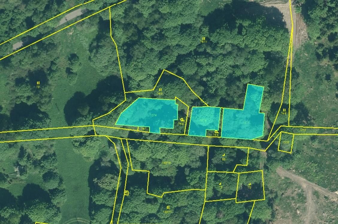 Louka, 1 713 m²