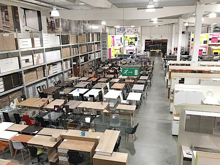 Obchodní prostory · 1 298 m² · Most - 3