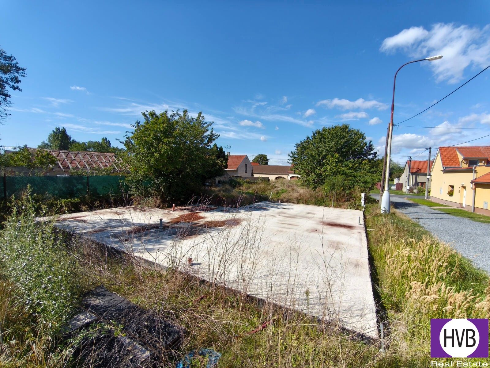Pozemky pro bydlení, Černuc Miletice, 676 m² - 1