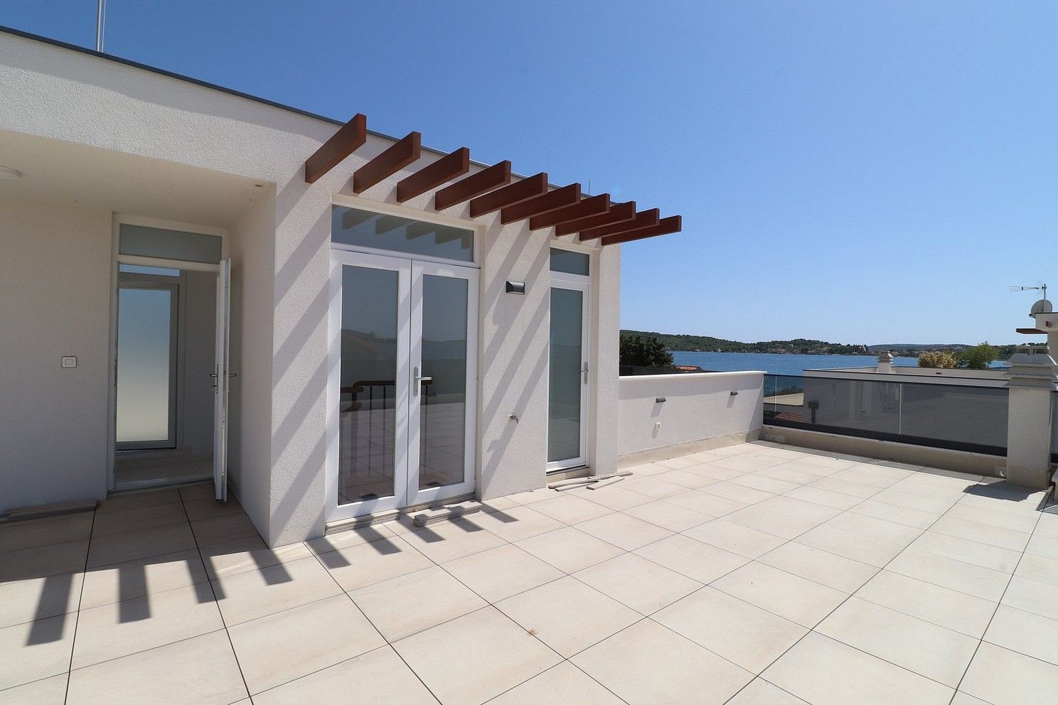 Prodej byt 4+kk - Srima, Sibensko-kninska zupanija, Chorvatsko, 192 m² - 5