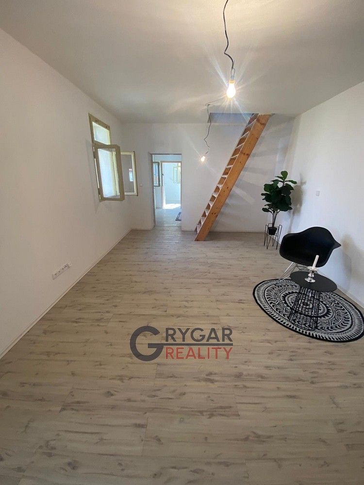 Rodinné domy, Dobříš, okres Příbram, Středočeský kraj, 150 m² - 2
