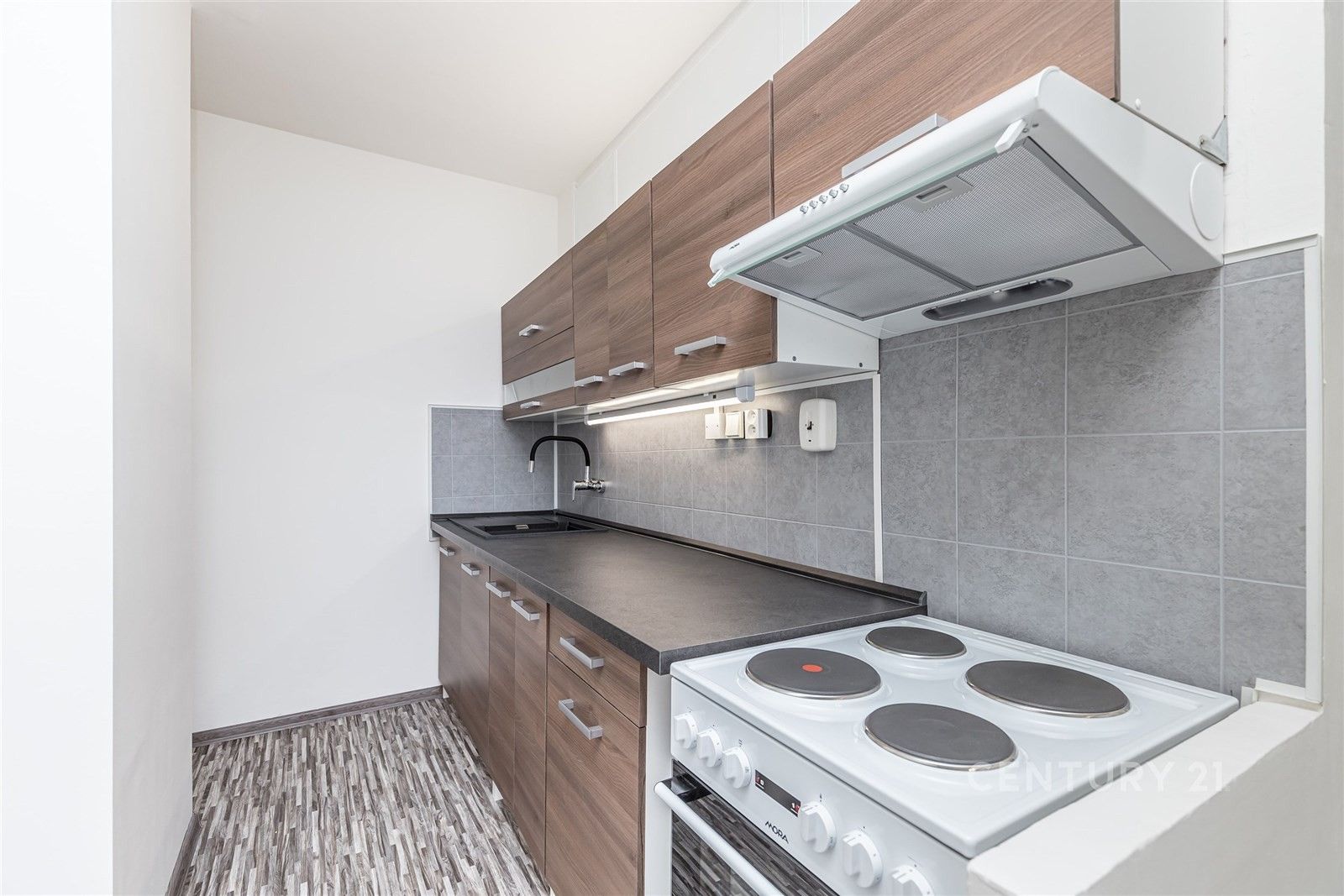 2+kk, Řešovská, Praha, 44 m²