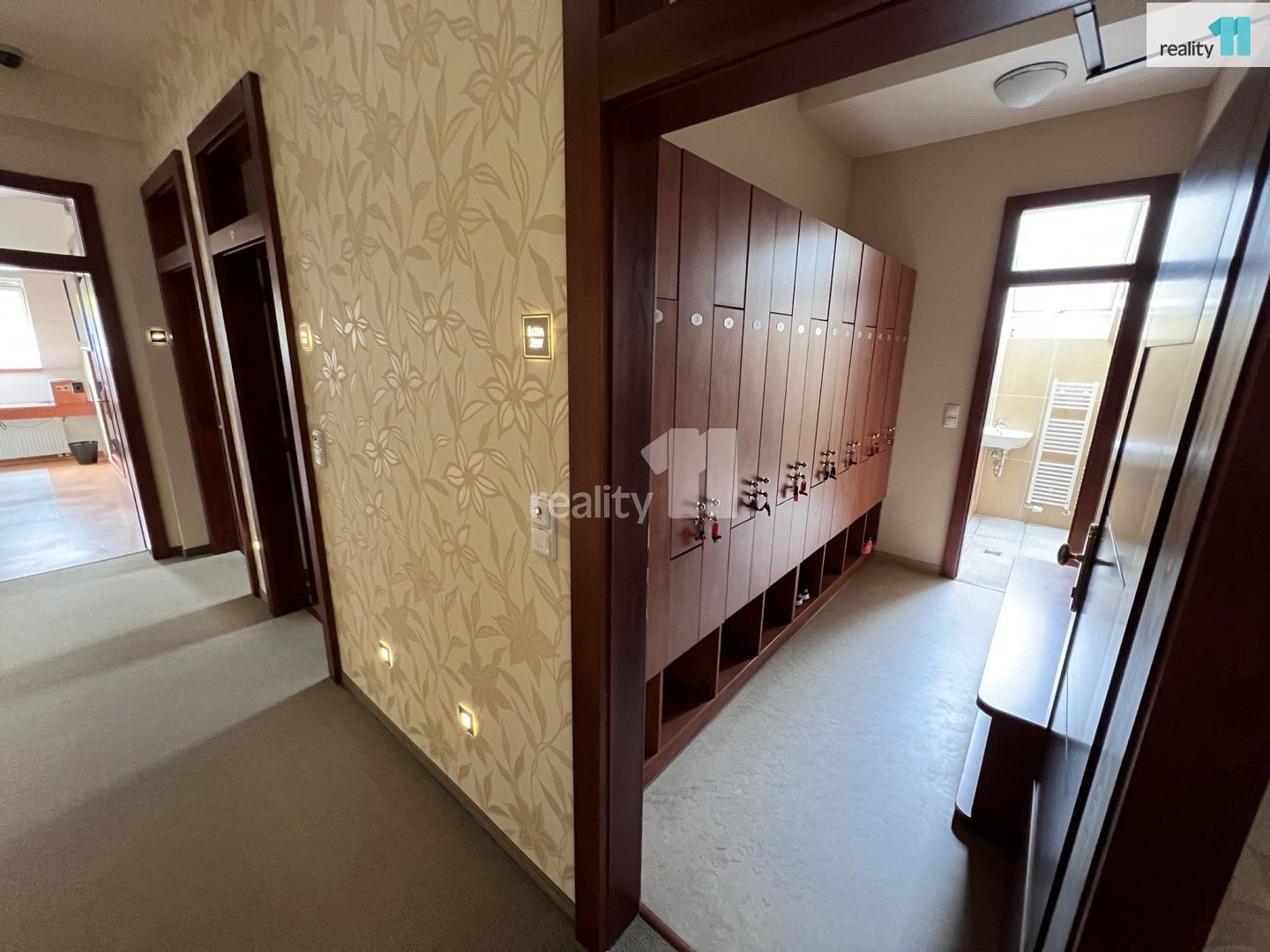 Pronájem obchodní prostory - Chebská, Karlovy Vary, 12 m² - 5