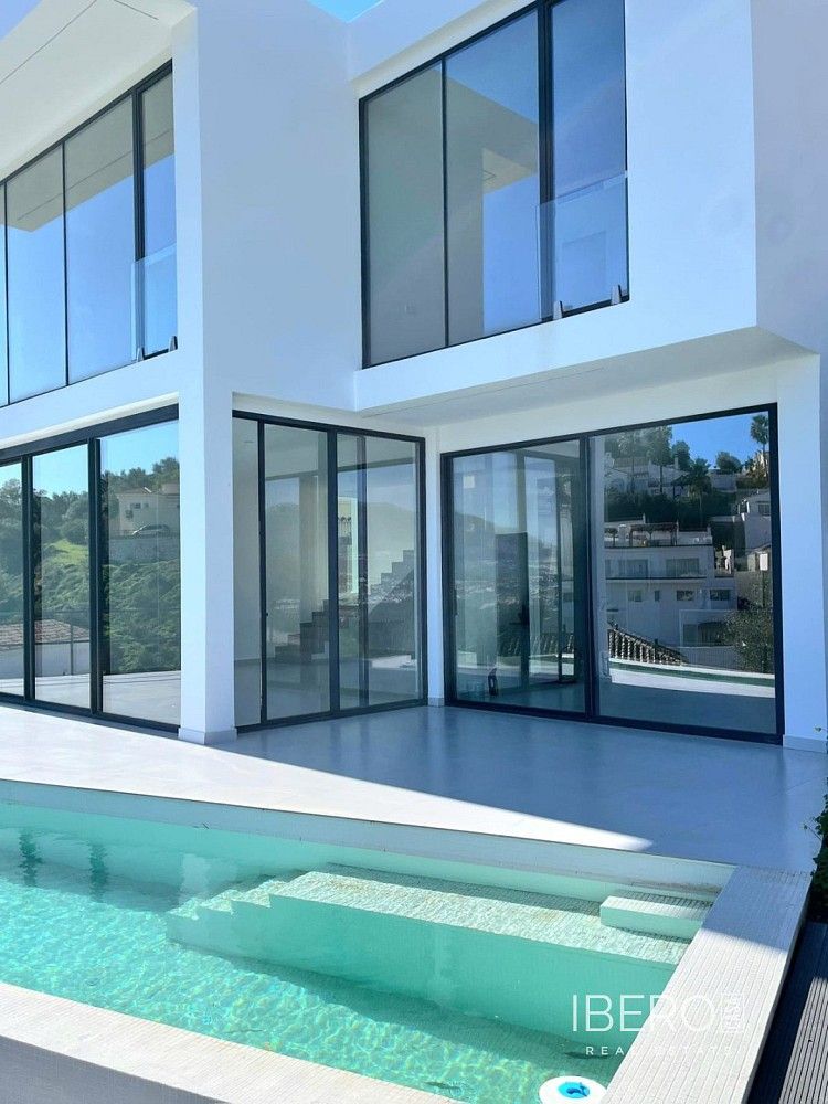 Rodinný dům · 320 m² · Cerros del Aguila, ES - 3