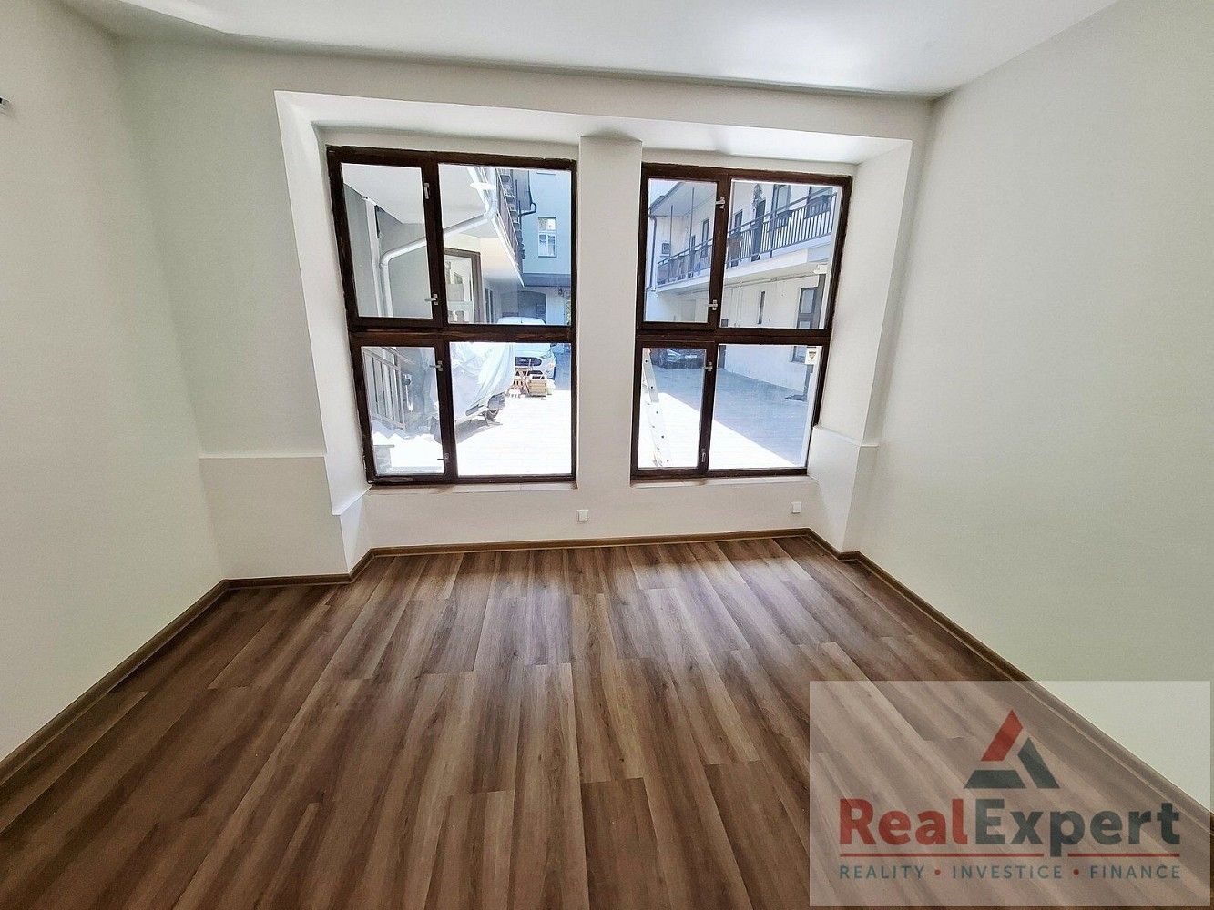 Obchodní prostory, Praha - Vinohrady, okres Praha 2, Hlavní město Praha, 70 m² - 2