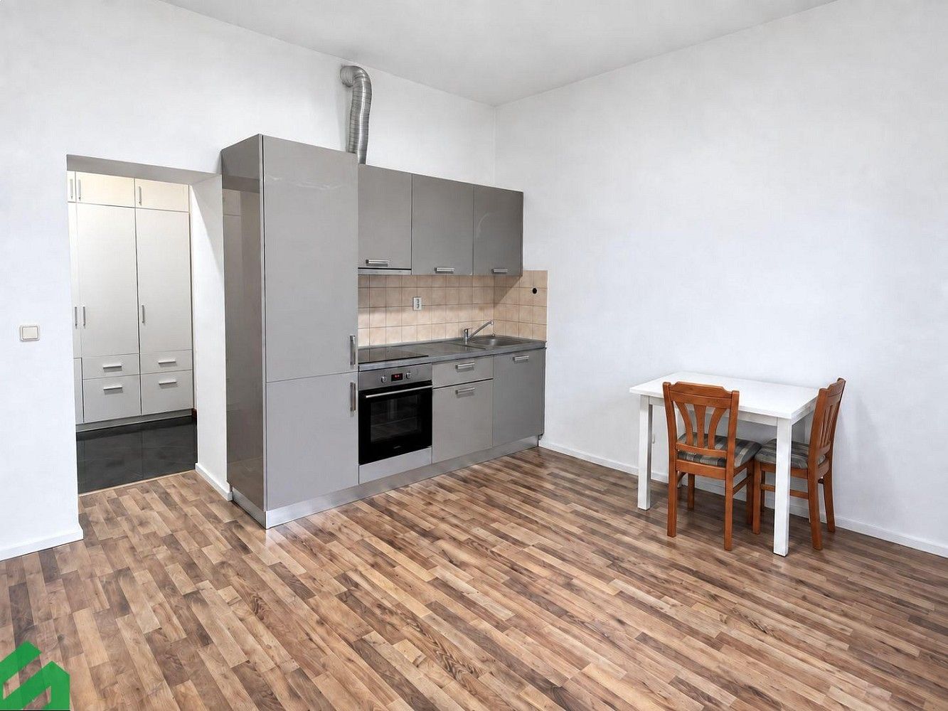 1+kk, V Holešovičkách, Praha 8 - Libeň, 30 m² - 1