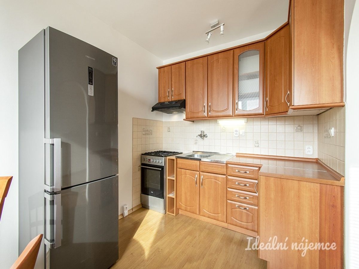 Pronájem byt 3+1 - Šiškova, Praha, 64 m²