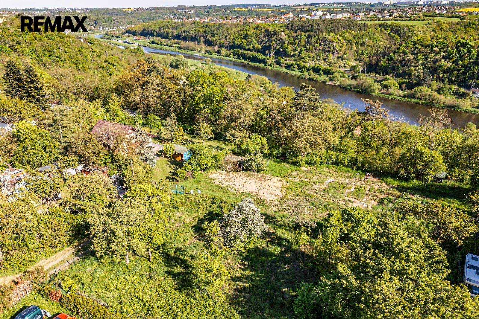 Prodej pozemek pro bydlení - Husinec, 1 885 m² - 5