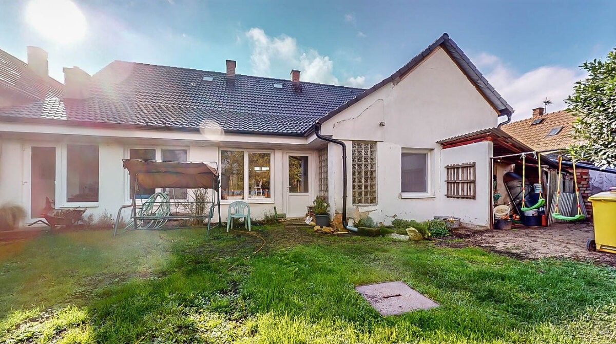 Prodej dům - Dymokury, 289 01, 120 m²