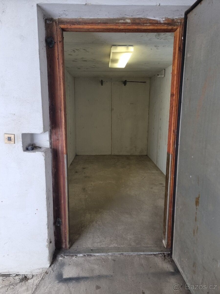 Pronájem sklad - Brno, 619 00