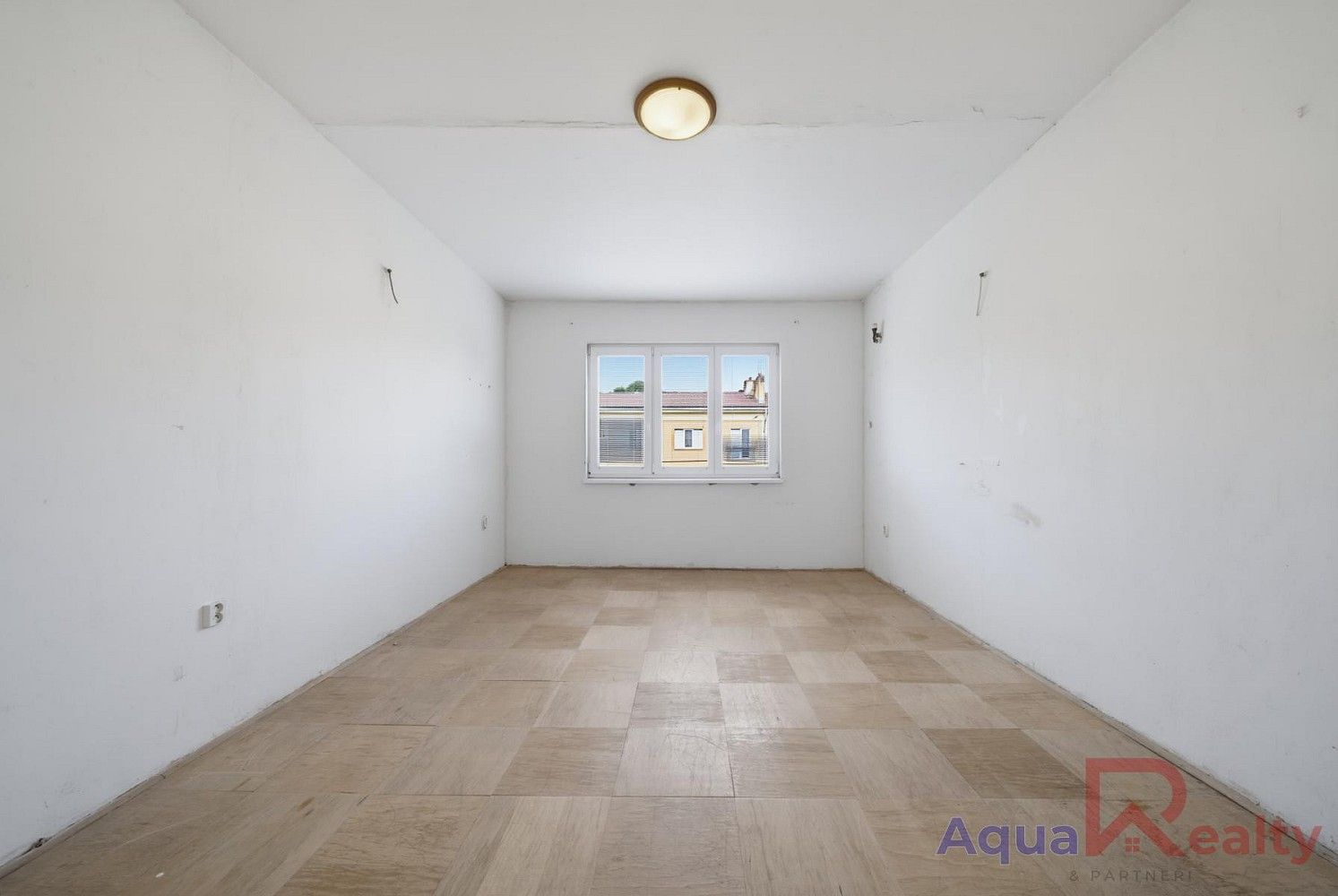 Byt 2+1 · 70 m² · Ostrov, okres Karlovy Vary, Karlovarský kraj - 3