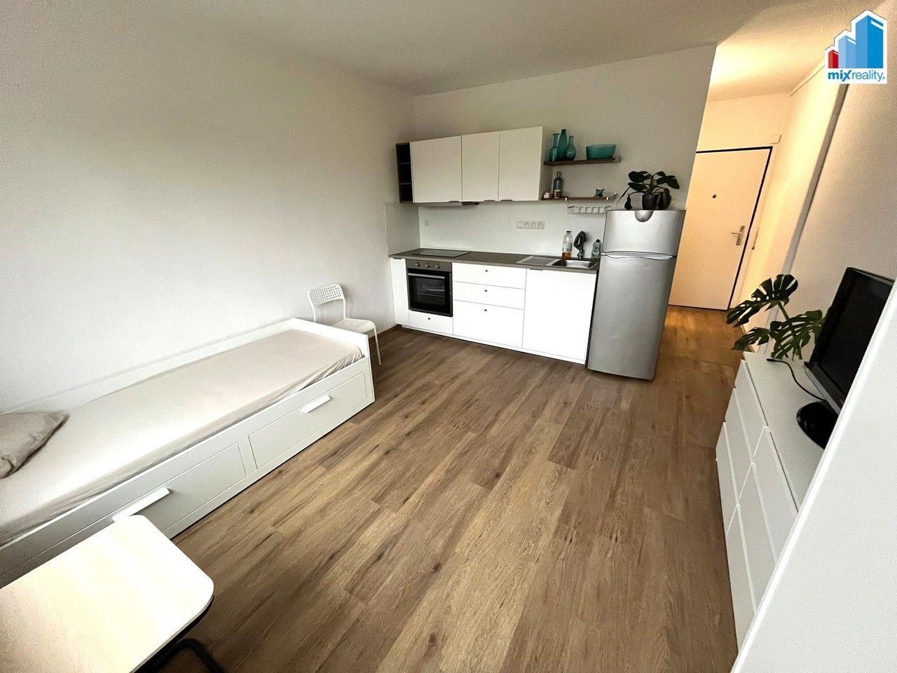 Pronájem byt 1+kk - Částkova, Plzeň, 25 m²