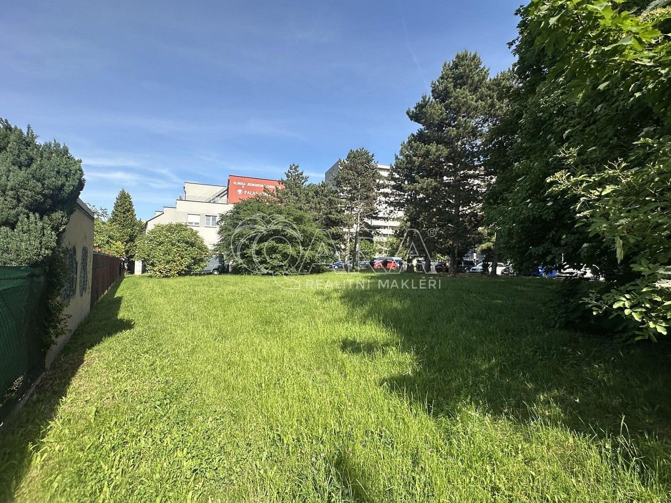 Komerční pozemek · Praha - Háje, okres Praha 11, Hlavní město Praha - 4