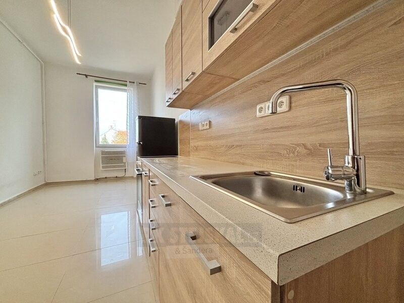 Pronájem byt - České Budějovice, 370 01