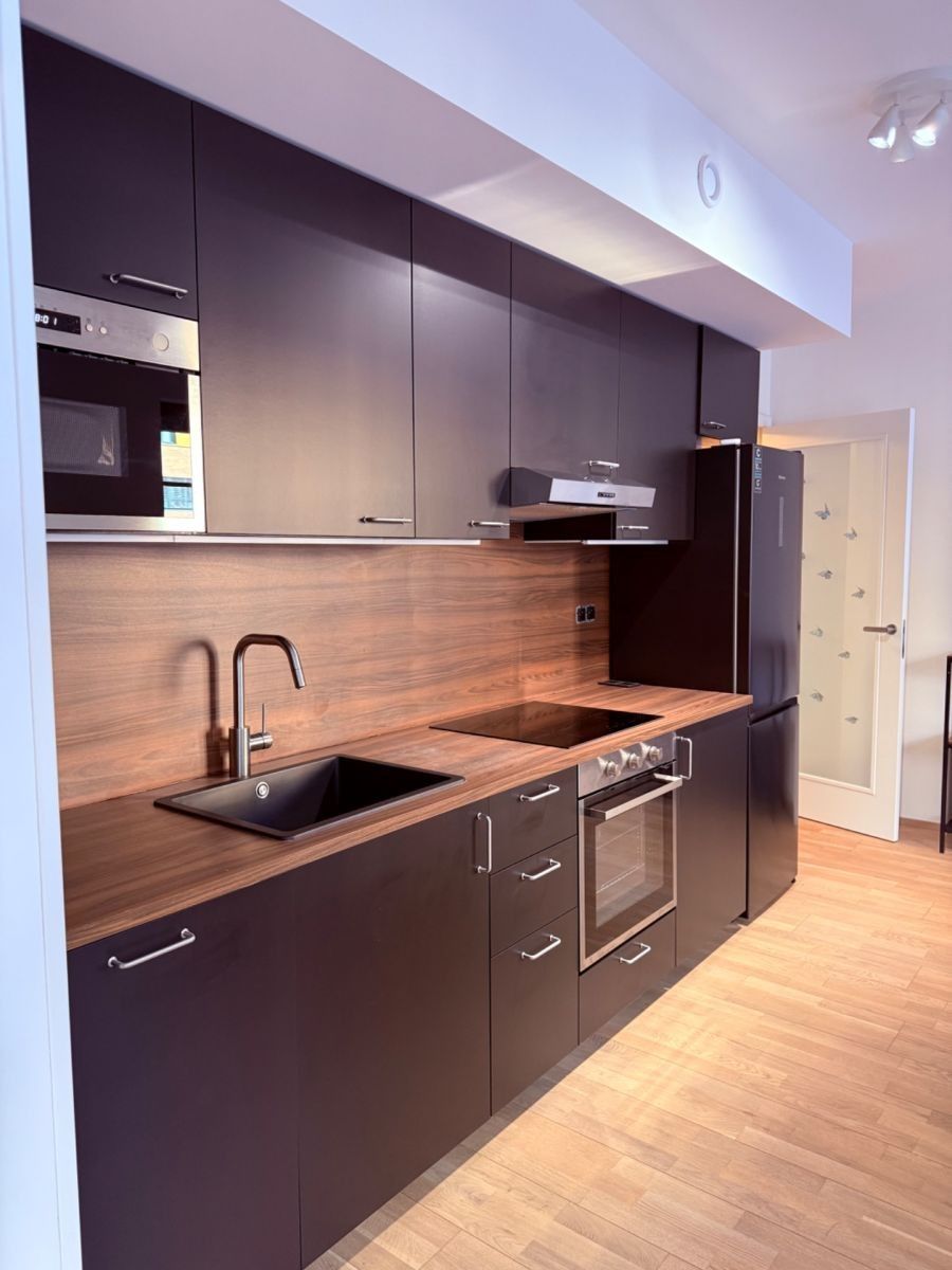 2+kk, U Lihovaru, Praha - Smíchov, 52 m² - 2