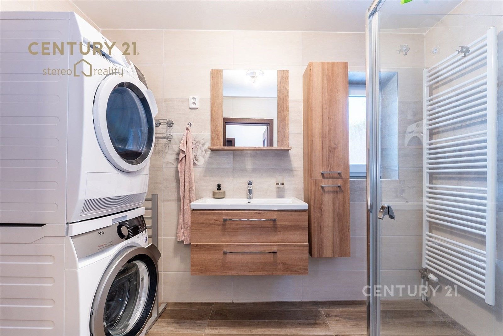 Prodej rodinný dům - K zámku, Košťany, 150 m²