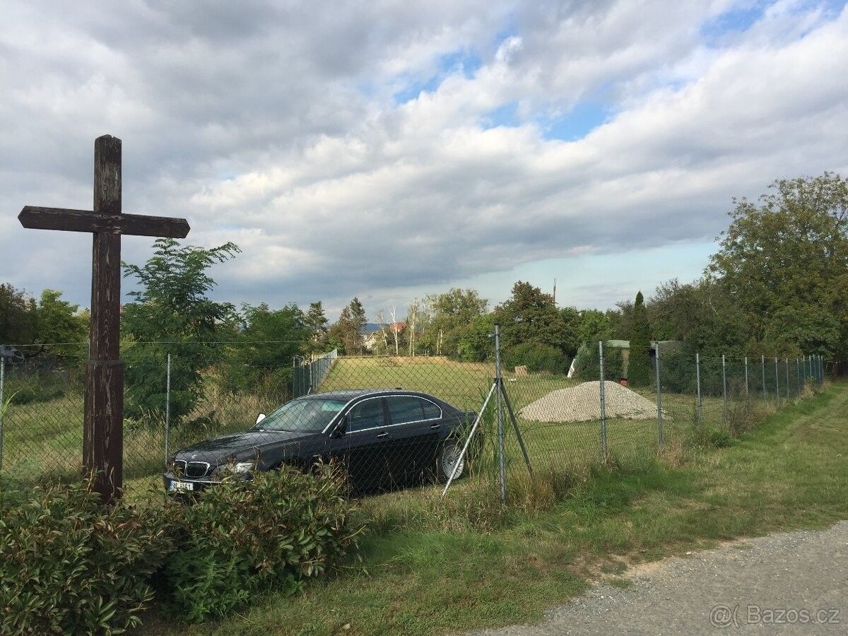 Prodej pozemek pro bydlení - Křelov-Břuchotín, 783 36