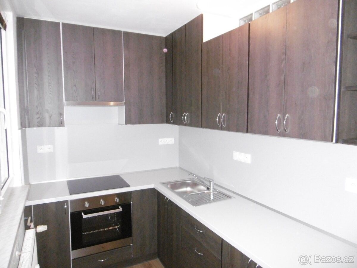 Pronájem byt - Dolní Bukovsko, 373 65