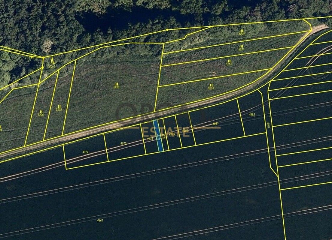Prodej zemědělský pozemek - Halenkovice, okres Zlín, Zlínský kraj - 1
