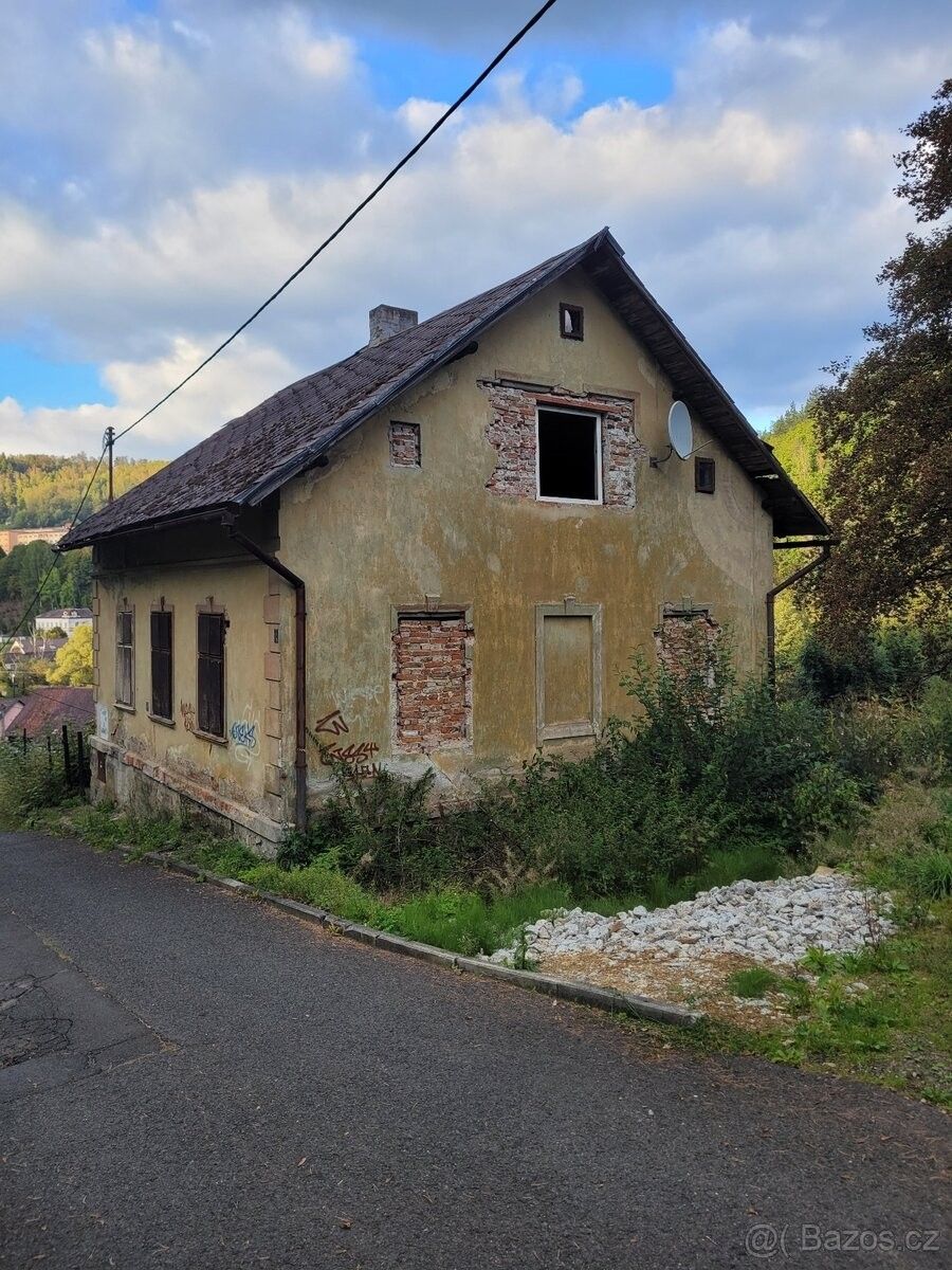 Rodinné domy, Sokolov, 356 01 - 1