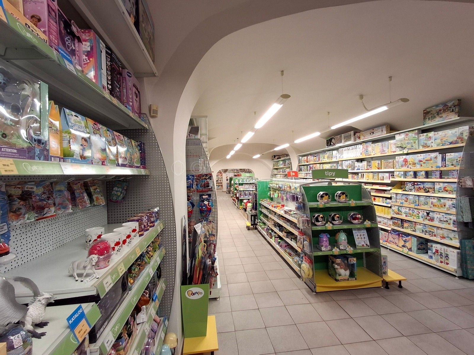 Obchodní prostory, I, Kolín, 205 m²