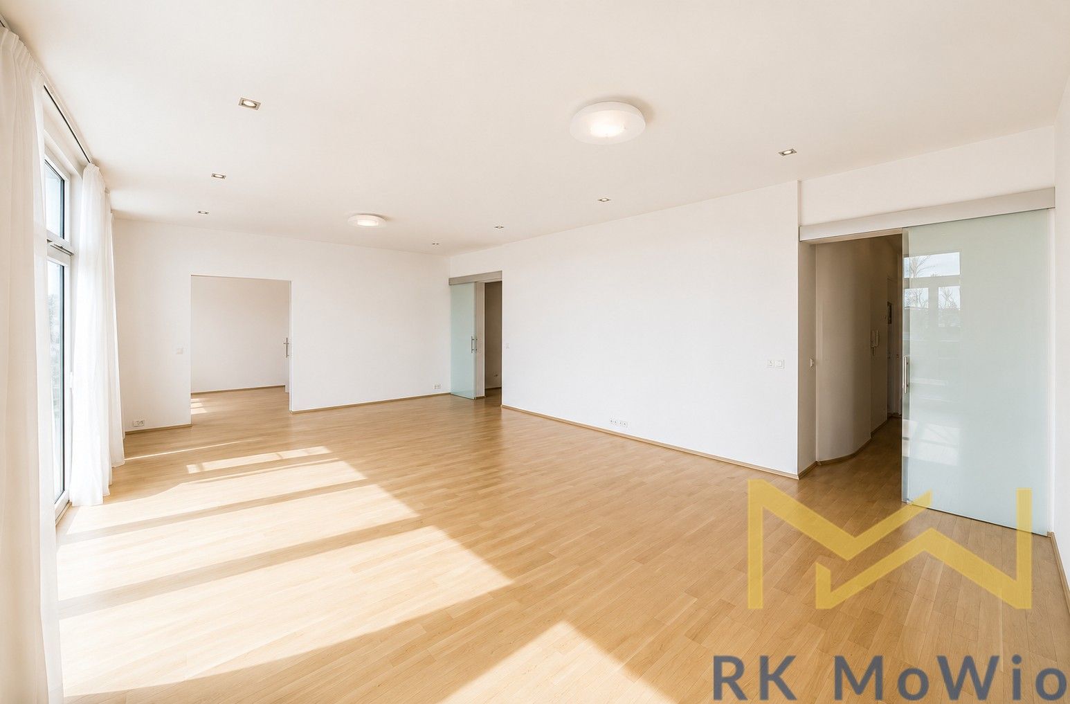 Byt 6+kk a více · 204 m² · Chopinova, Praha - 3