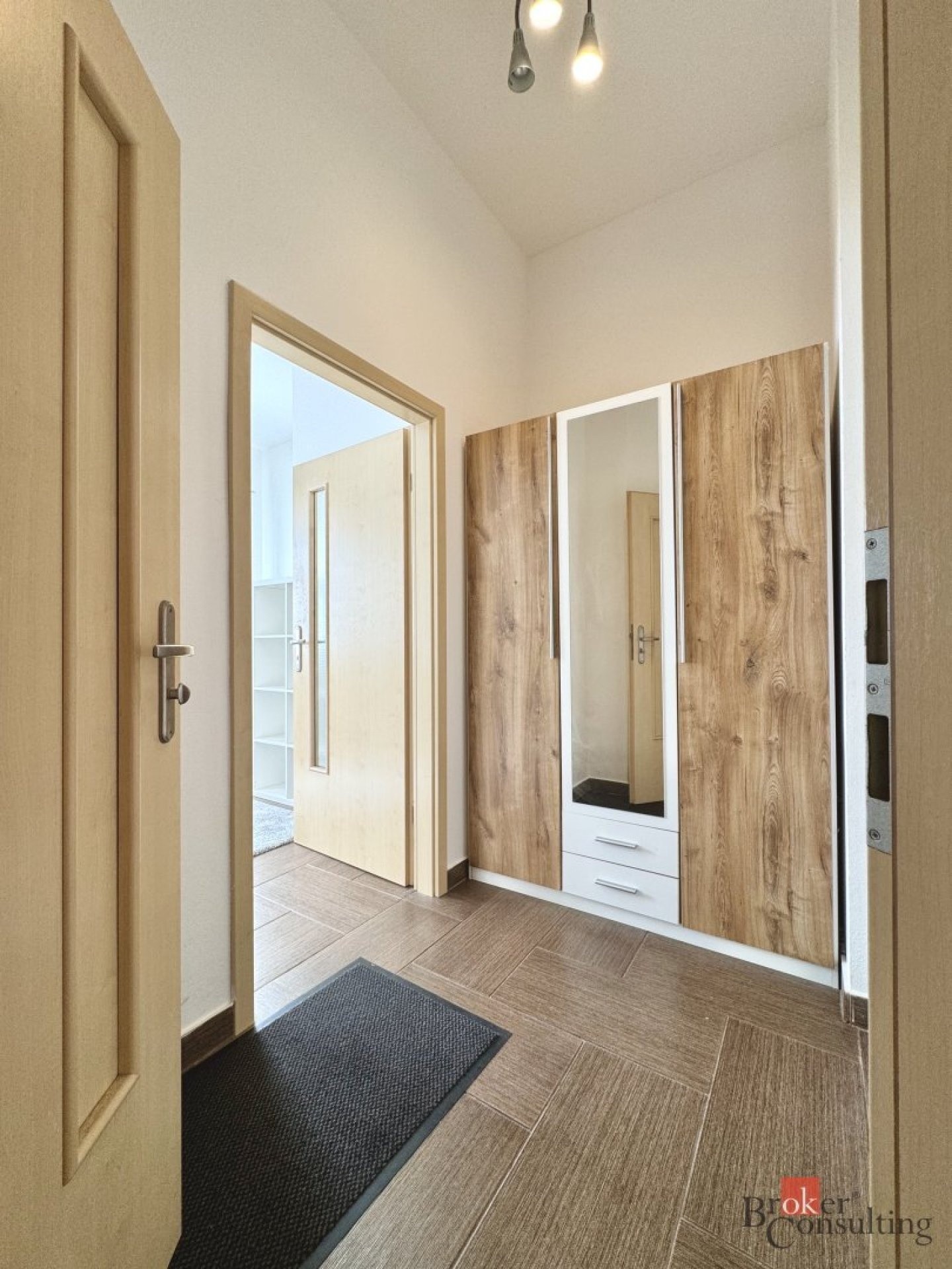 Byt 1+kk · 27 m² · Luční, Plzeň - 4