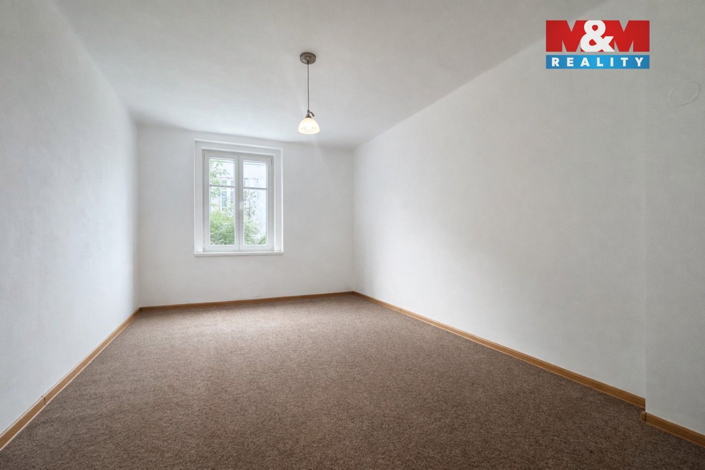 Prodej byt 2+1 - Nejdecká, Karlovy Vary, 61 m²