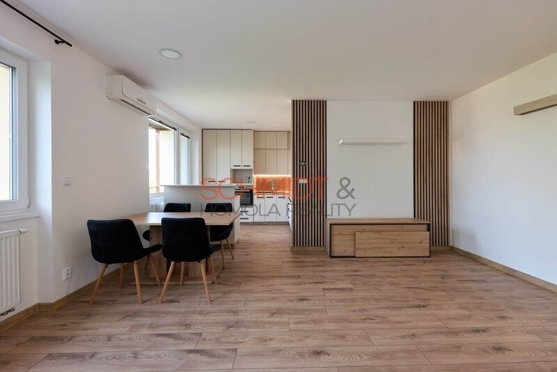 Byty, Hustopeče u Brna, 693 01