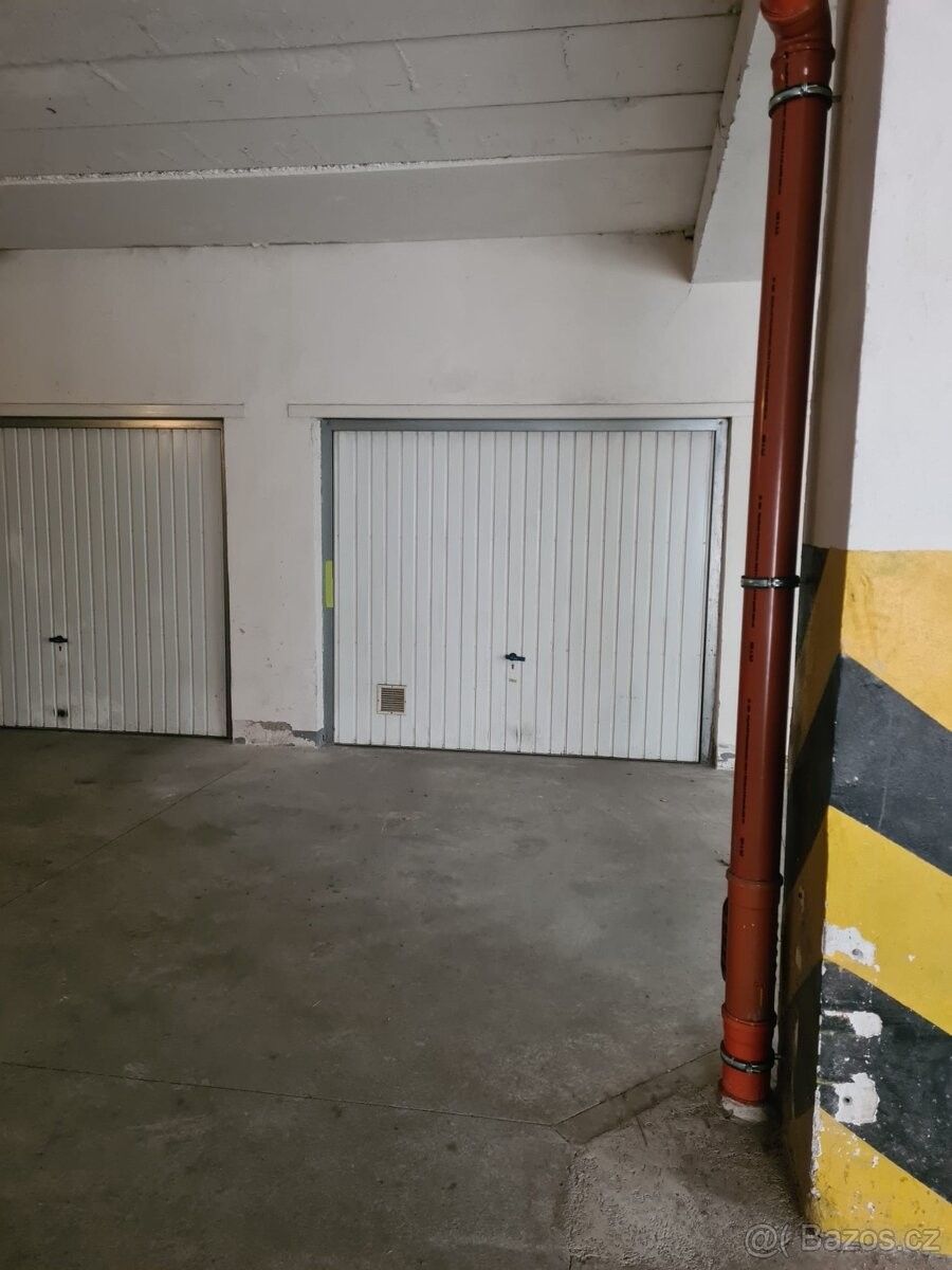 Garáže, Jablonec nad Nisou, 466 05