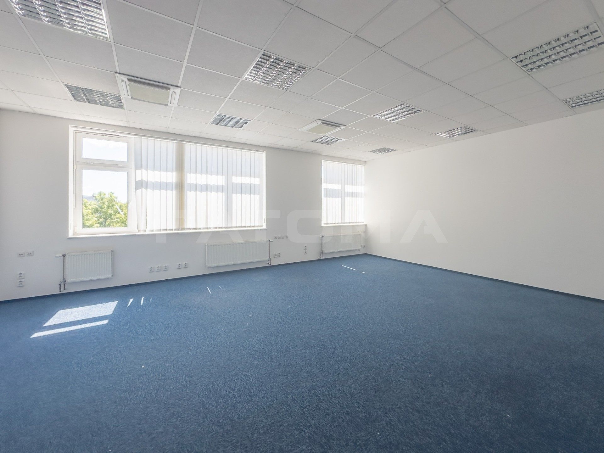 Pronájem kancelář - U nákladového nádraží, Praha, 1 055 m² - 5