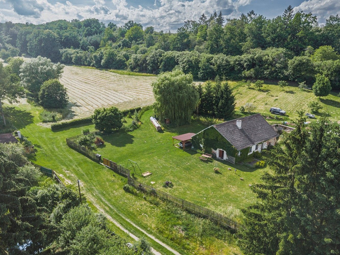 Zemědělské objekty, Dubá - Zakšín, okres Česká Lípa, Liberecký kraj, 132 m² - 1