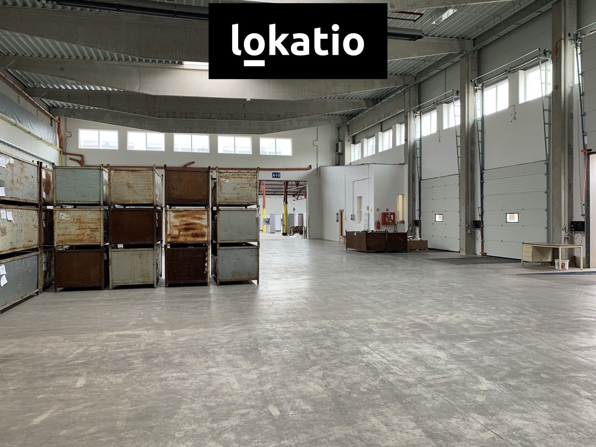 Pronájem sklad - Čelákovice, 4 000 m²