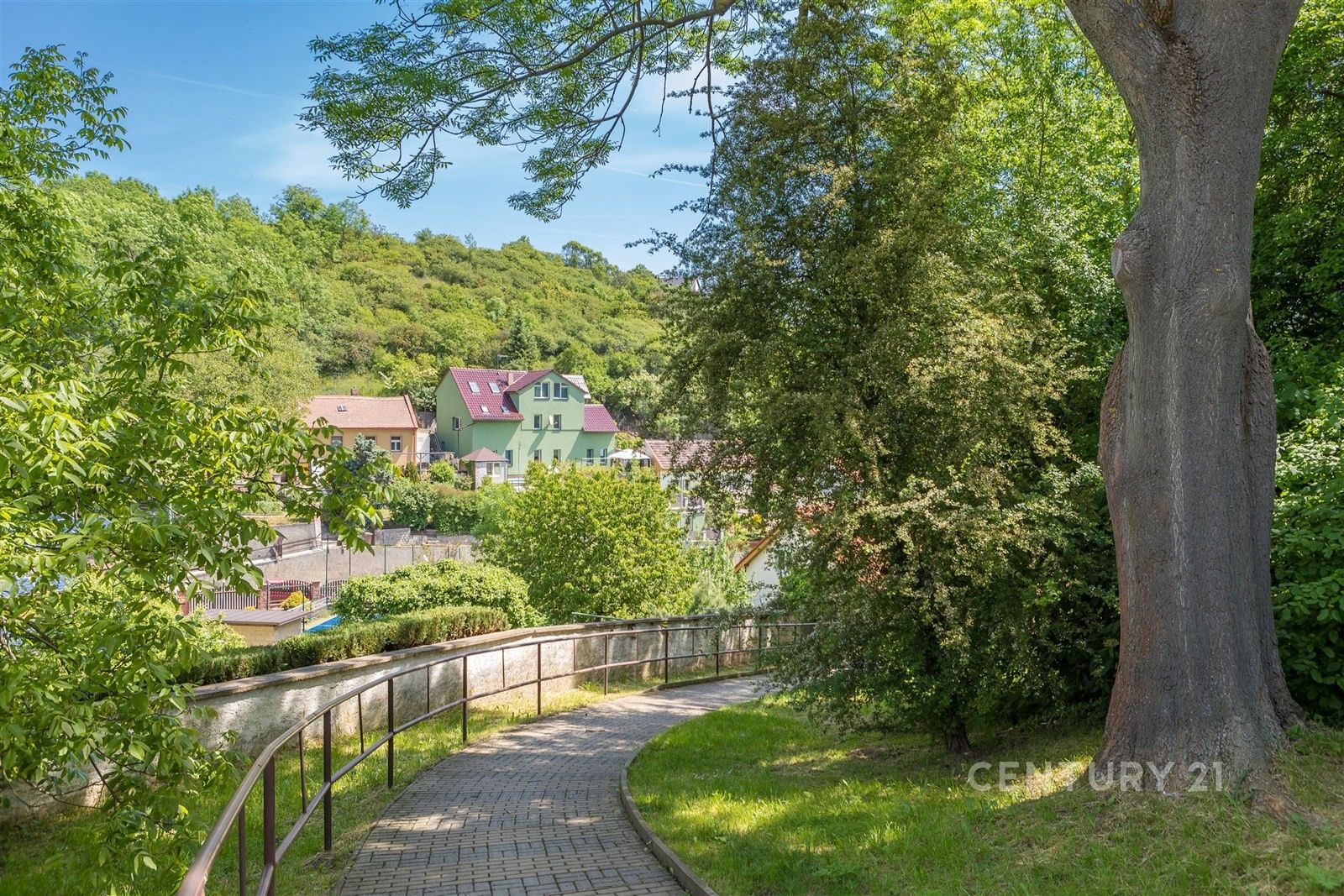 Rodinné domy, Lysolajské údolí, Praha, 277 m²