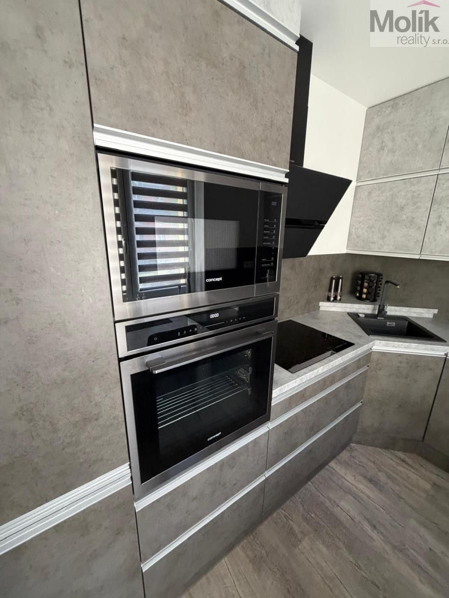 Prodej byt 2+1 - Vítězslava Nezvala, Most, 52 m² - 2