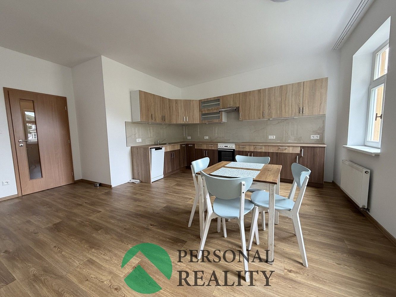 2+kk, Karlovy Vary, Karlovarský kraj, 66 m² - 1