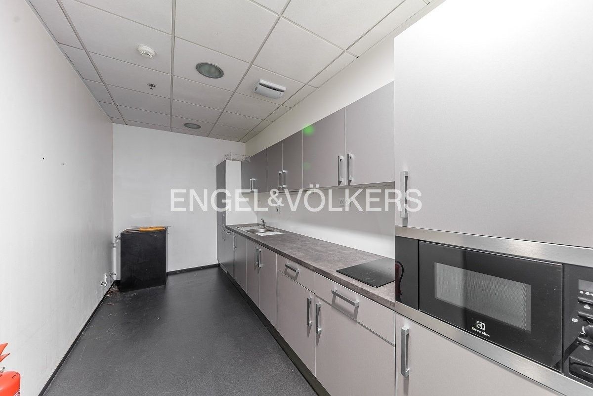 Kancelář · 564 m² · Jankovcova 1037, Praha Holešovice - 4