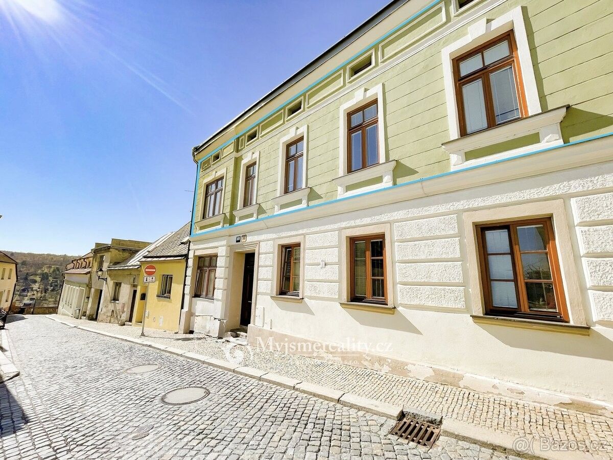 Byty, Bezkov, 669 02