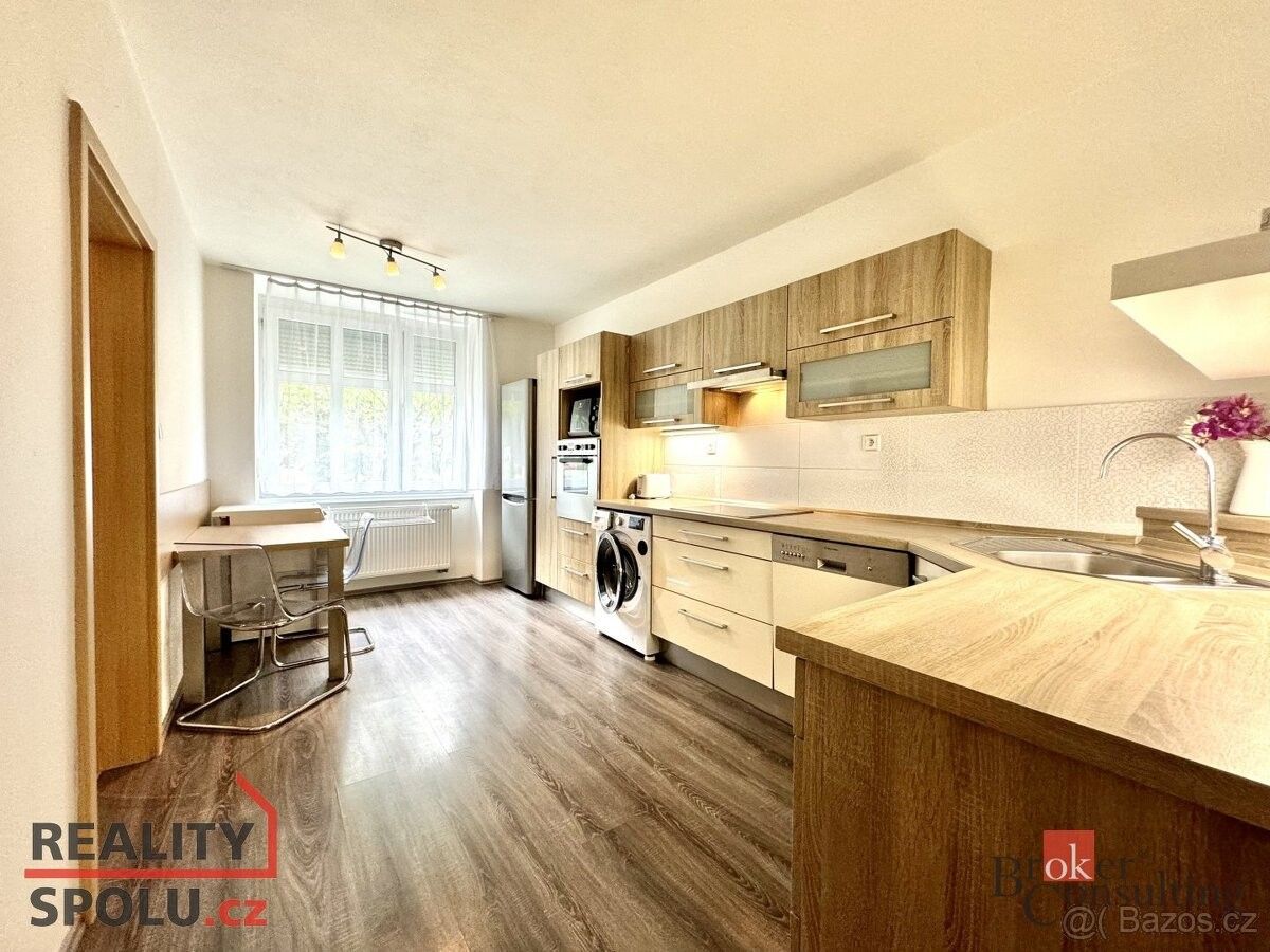 Byty, Znojmo, 669 02