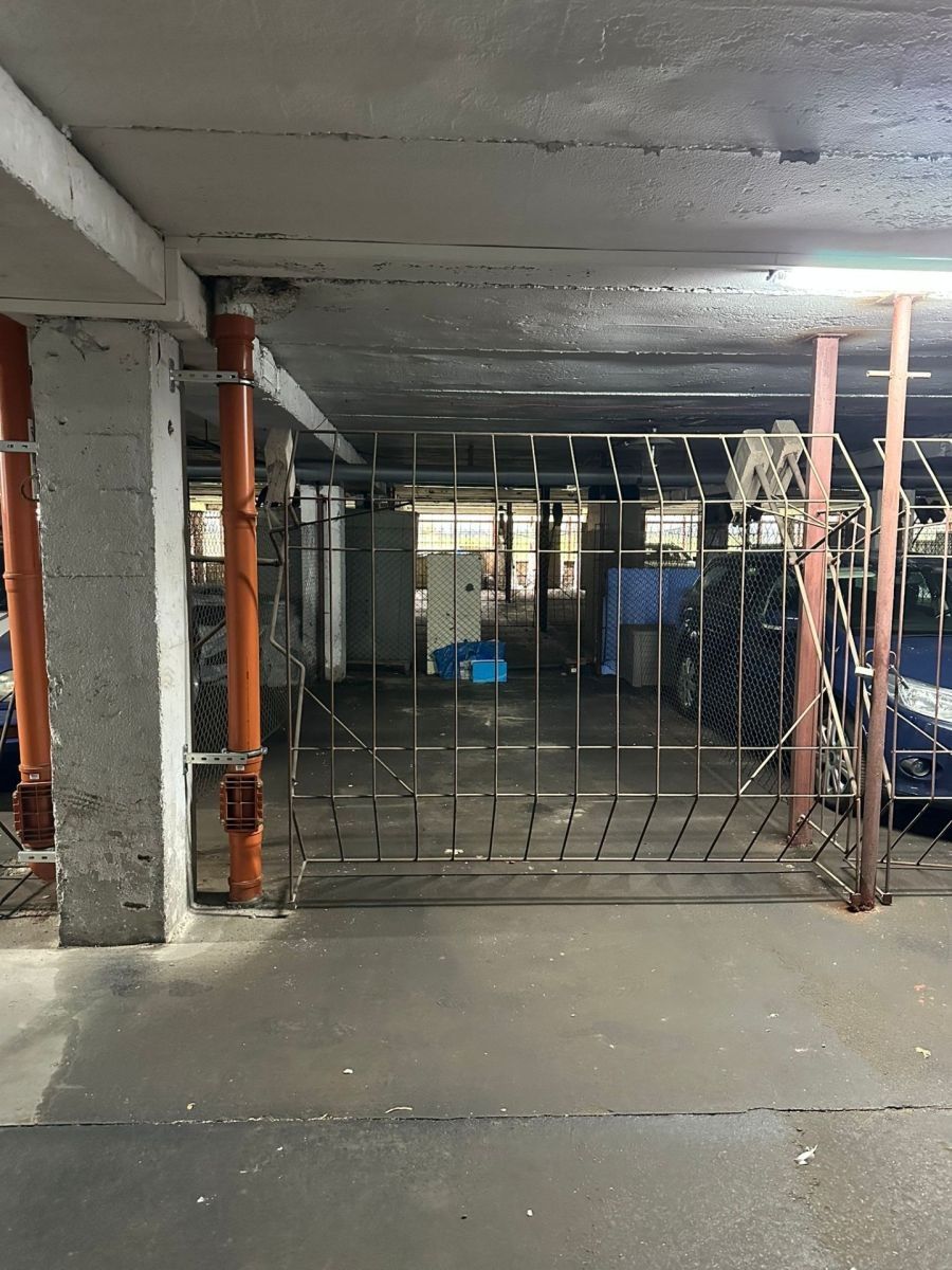 Garáž · 18 m² · Lovosická, Praha - Prosek - 3