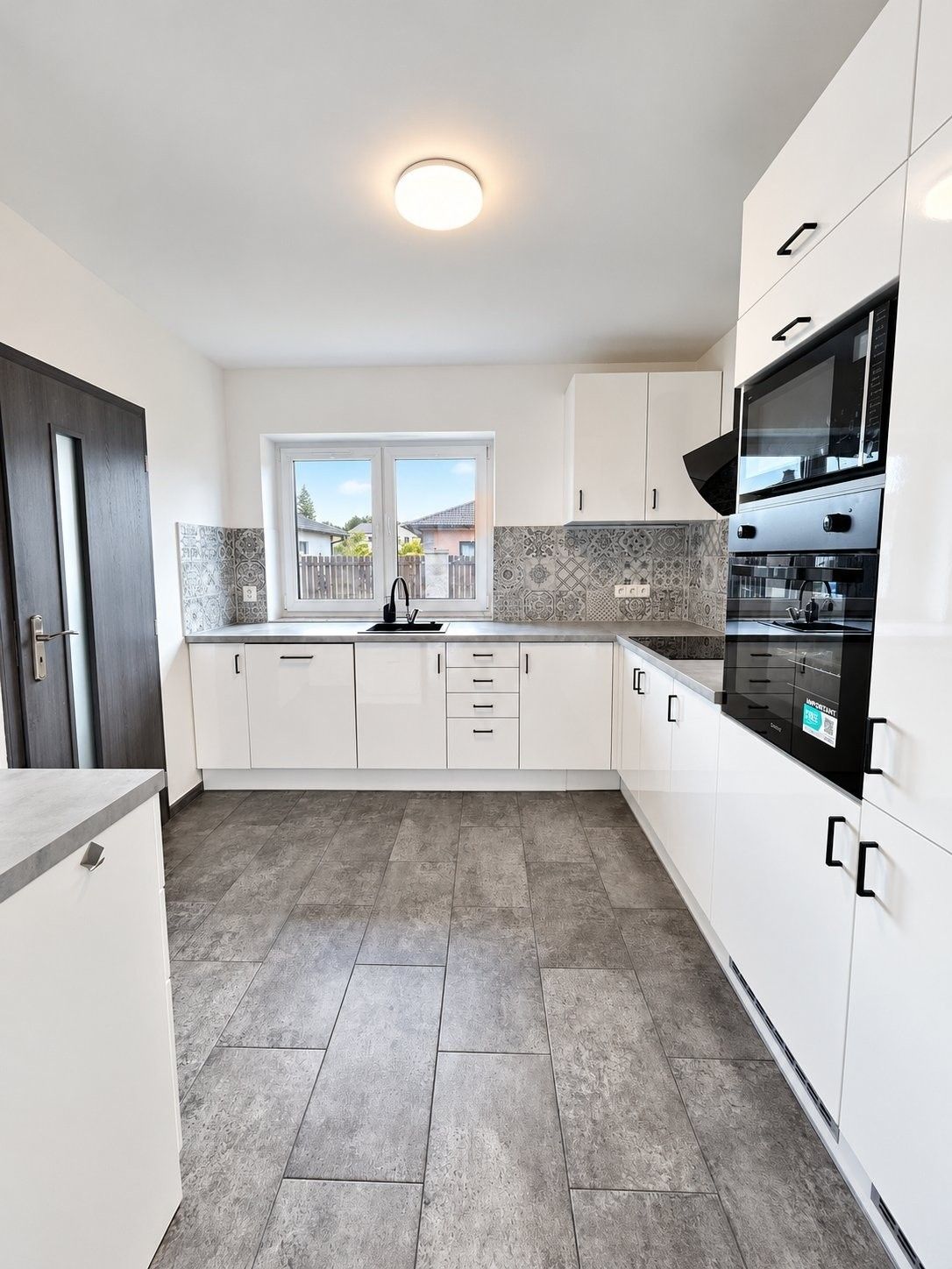 Rodinný dům · 107 m² · K Památníku, Mukařov - 3