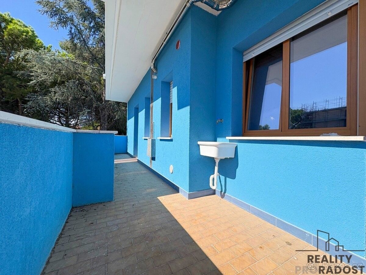 Prodej byt - 987 66, Zahraničí