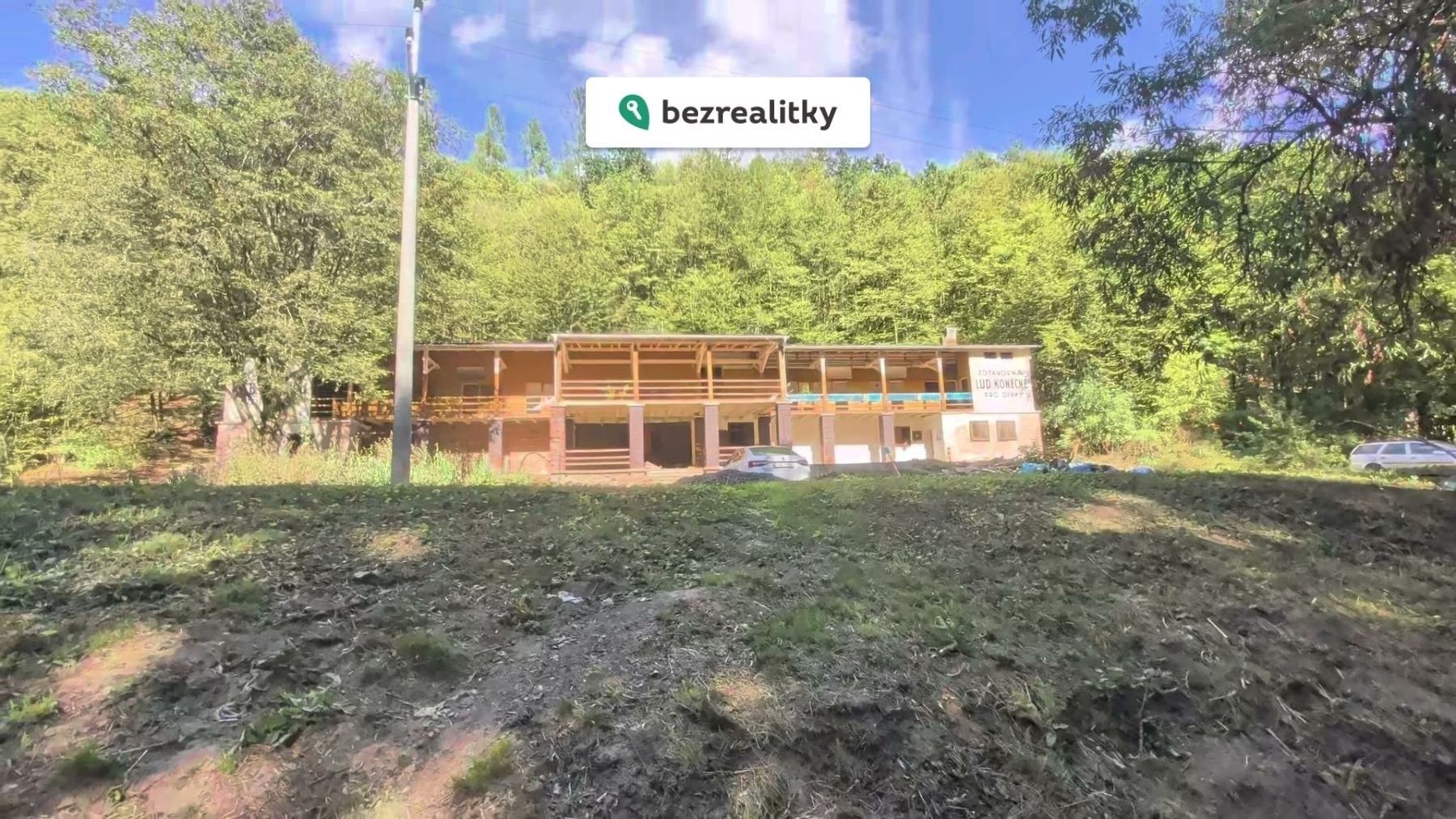 Prodej rodinný dům - Sentice, 540 m² - 1
