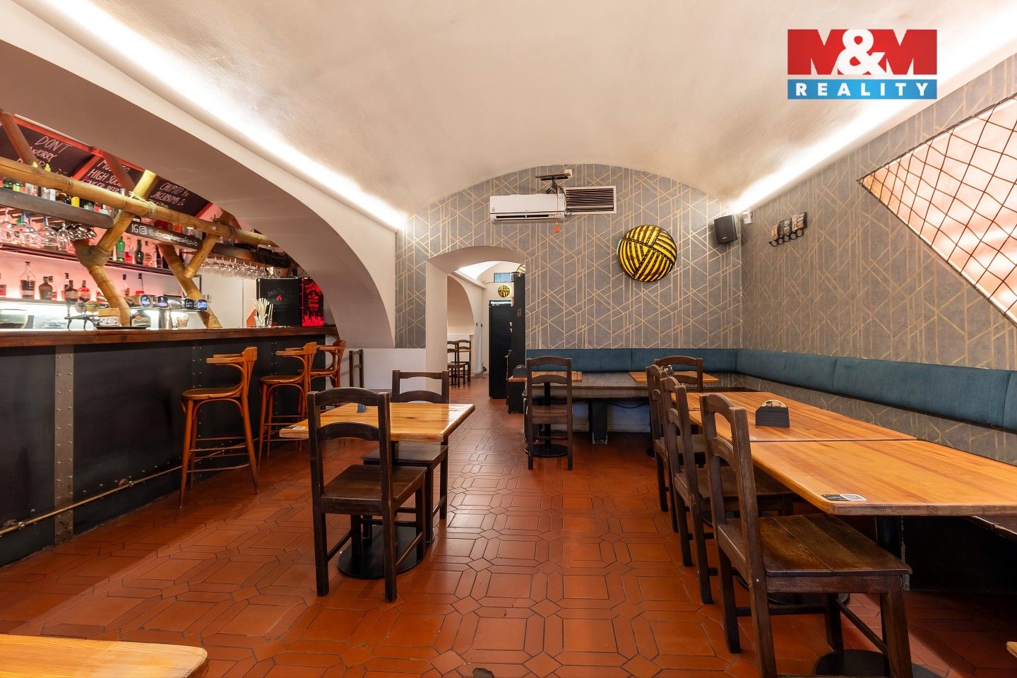 Pronájem restaurace - Smetanovo nábřeží, Praha, 295 m²