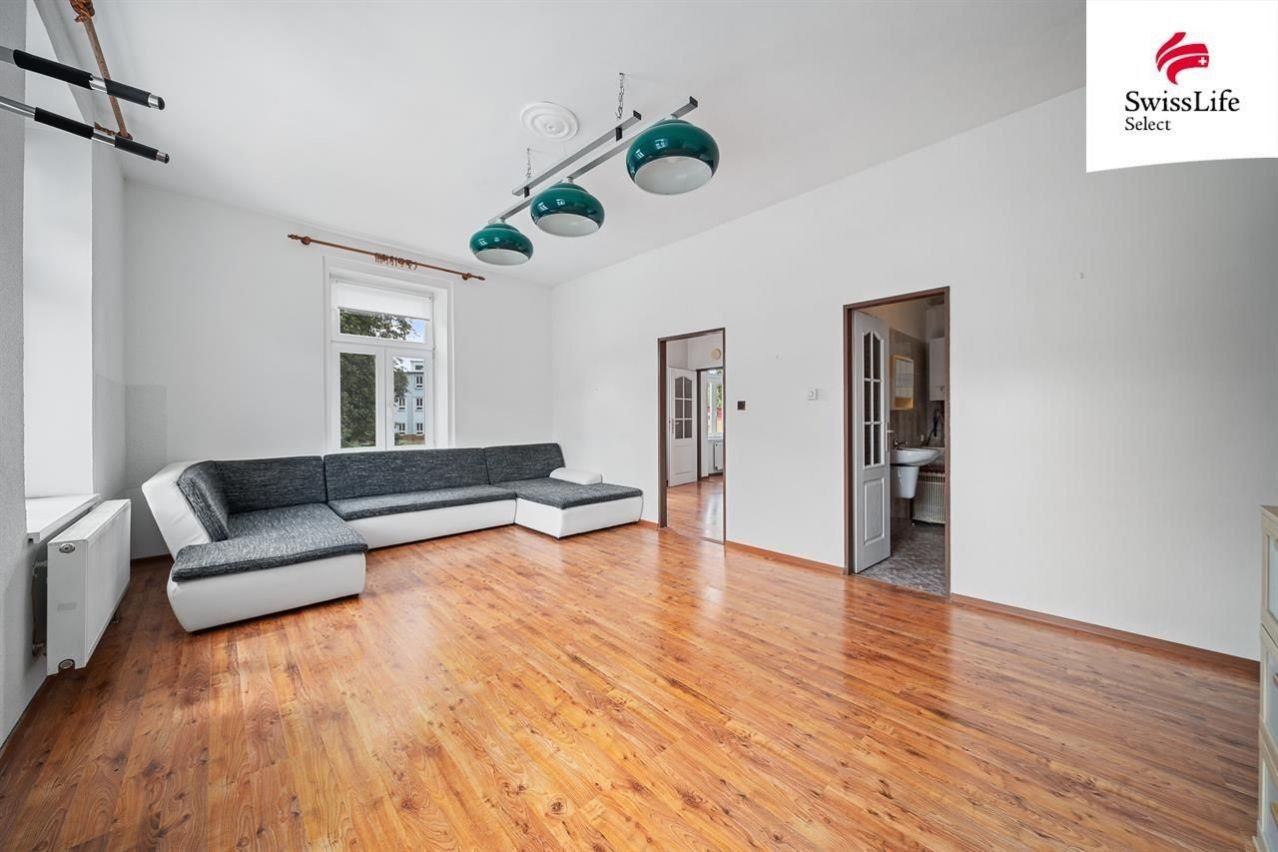 3+1, Nádražní, Hostinné, 66 m²