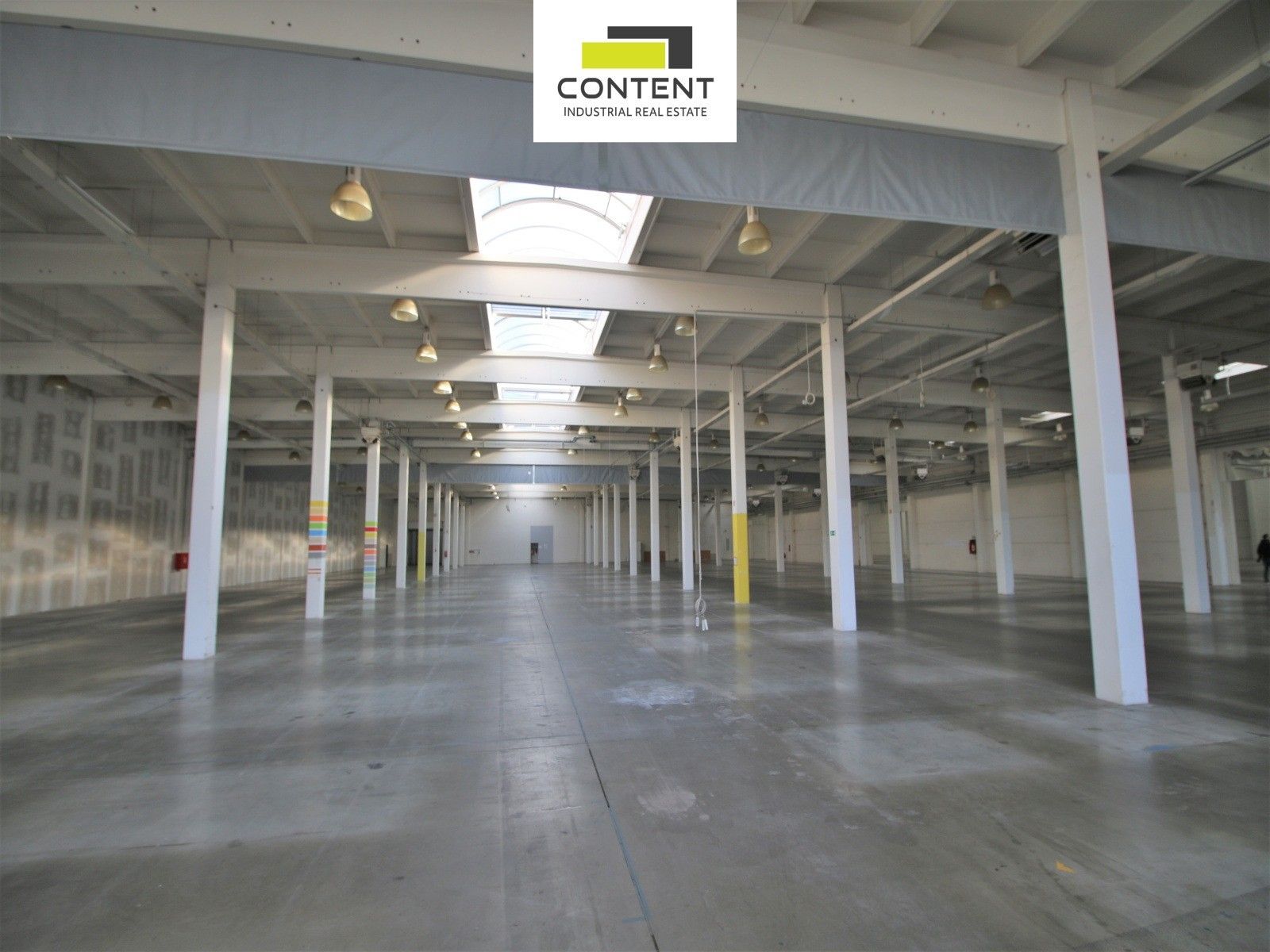 Sklady, Doubská, Liberec, 2 058 m²