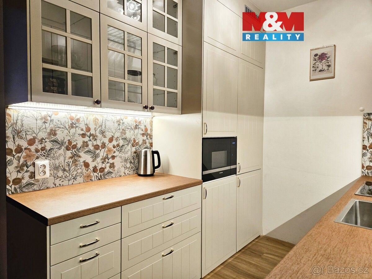 Byty, Kosmonosy, 293 06