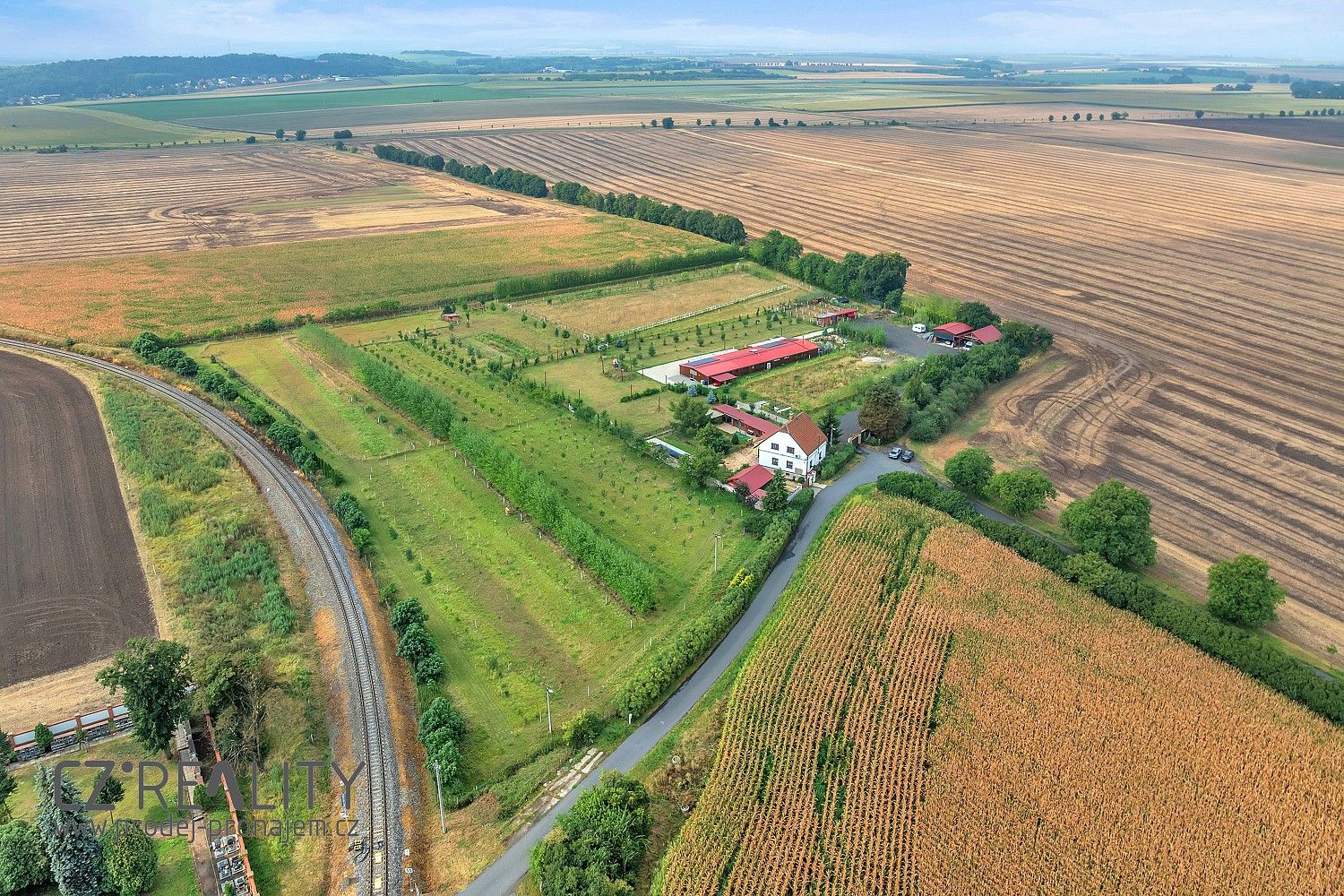 Rodinné domy, Pečky, okres Kolín, Středočeský kraj, 280 m² - 1